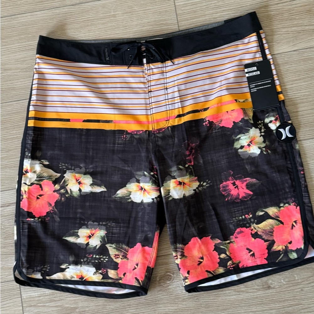 Hurley board shorts size 34